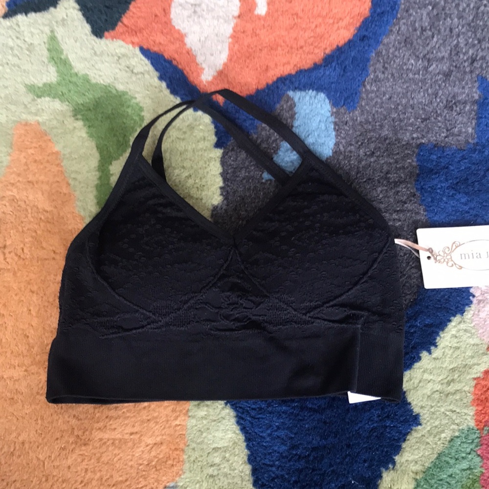 Mia Joy Black Sportsbra